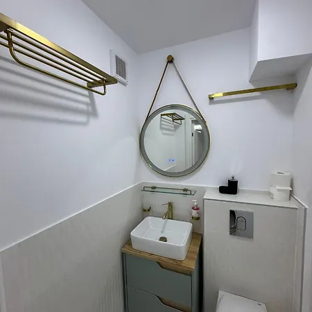 New Boutique 2 Chic Apartment Bucharest